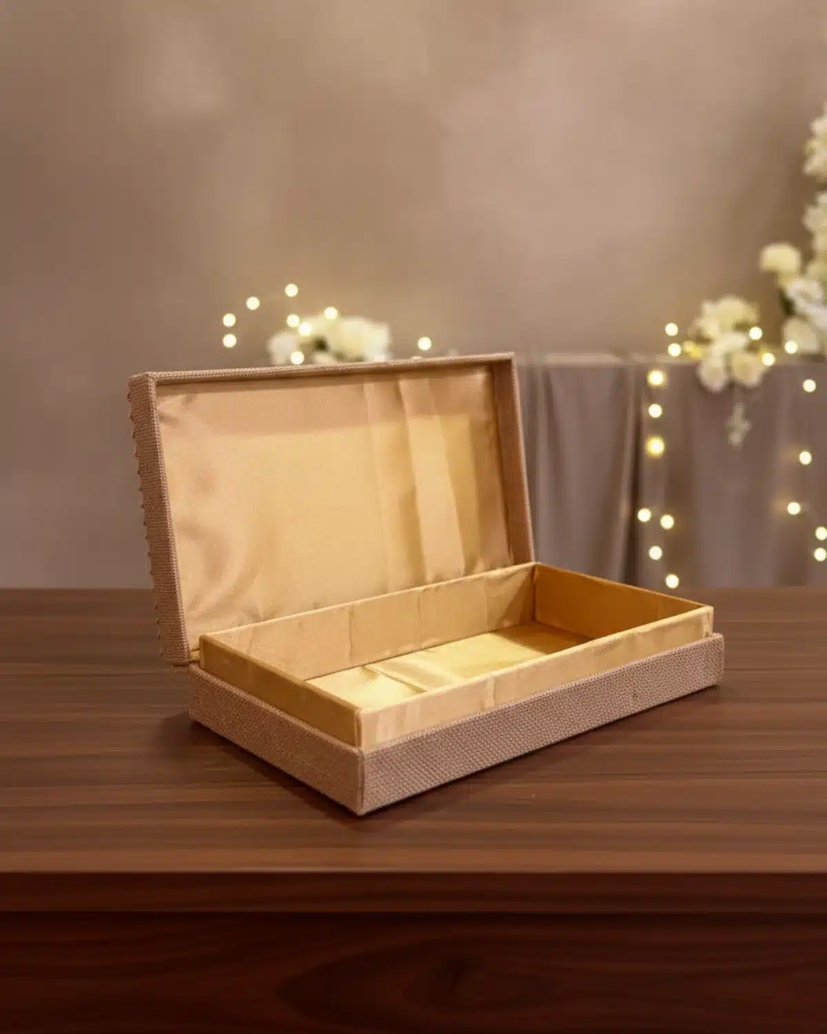 Crystal Luxe Round Acrylic Hamper Box